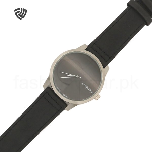 Black Calvin Leather Strap Minimalist Watch (Unisex) - Image 3